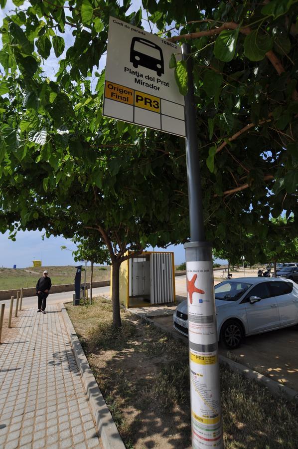 Airhostel Barcelona Airport 24H El Prat de Llobregat Exteriör bild